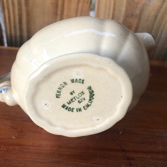 Vintage Creamer Vernon Ware by Metlox, Gigi Poppytrail Floral Ceramic - Picture 6 of 6